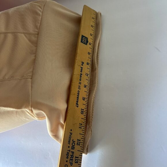 High-Waist Nude Hip Enhancer Shapewear Shorts With Lace Trim Size Large - Picture 9 of 10